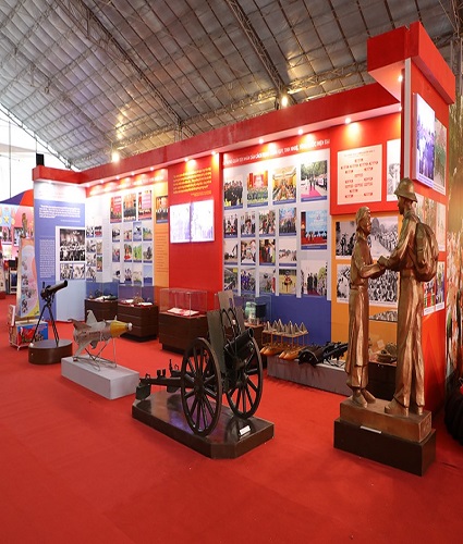 Hoạt động trưng bày triển lãm 